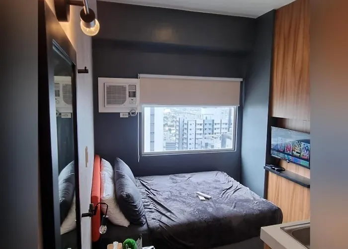 Argo Hotel Edsa アパートホテル