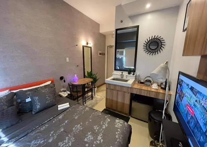 アパートホテル Argo Hotel Edsa